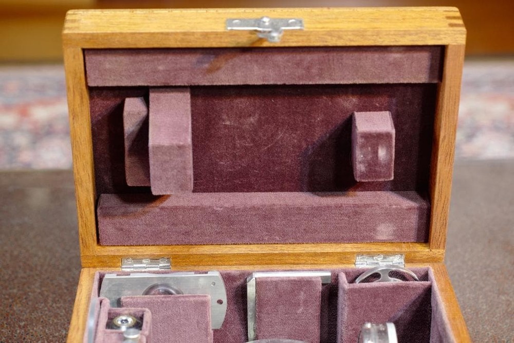 microscope antique vintage collectible Accessory Leitz Universal Stage UT2