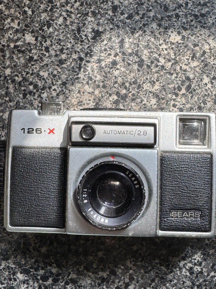 Sears 126 X Camera 40 MM Automatic/2.8 TESTED!! Working