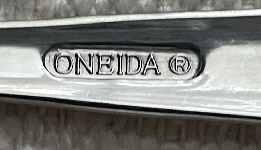 Oneida GABLE Stainless Glossy 3 Dinner Forks EXCELLENT