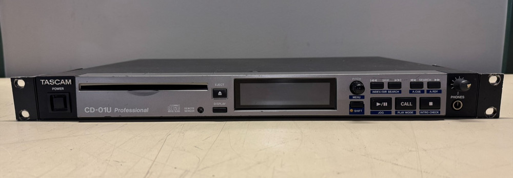 Tascam CD-01U PRO Rackspace CD Player