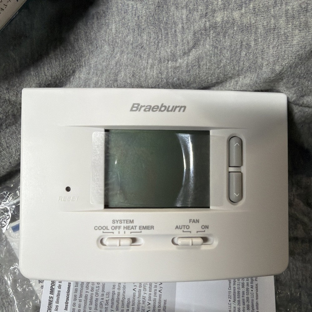 Braeburn 1220 Digital Non-Programmable Thermostat - White