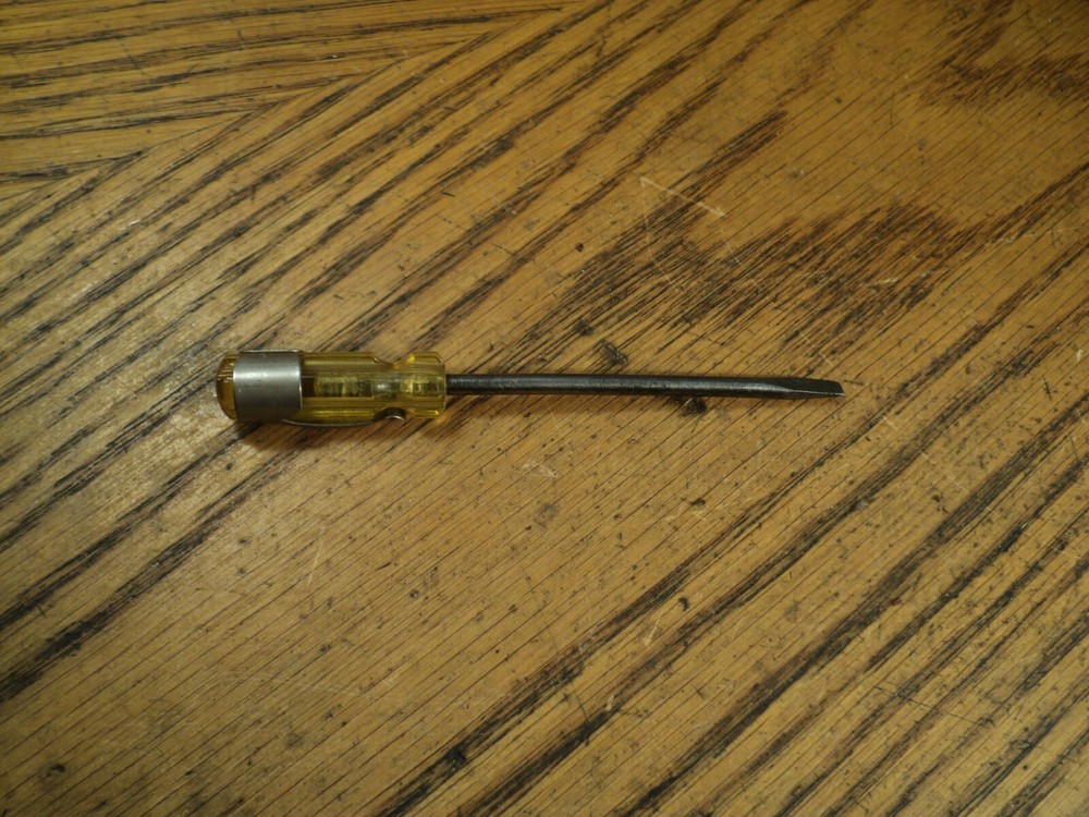 Vintage Flat Blade Pocket Screw Driver Tool - 3-7/8" Long