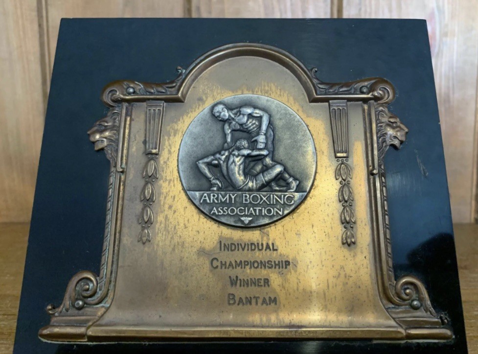 Vintage Army Boxing Trophy Plaque: Bakelite & Bronze