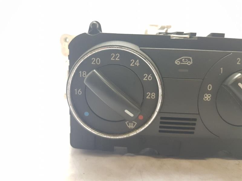 2005 MERCEDES A-CLASS HEATER CONTROL PANEL ASSEMBLY A1698300585