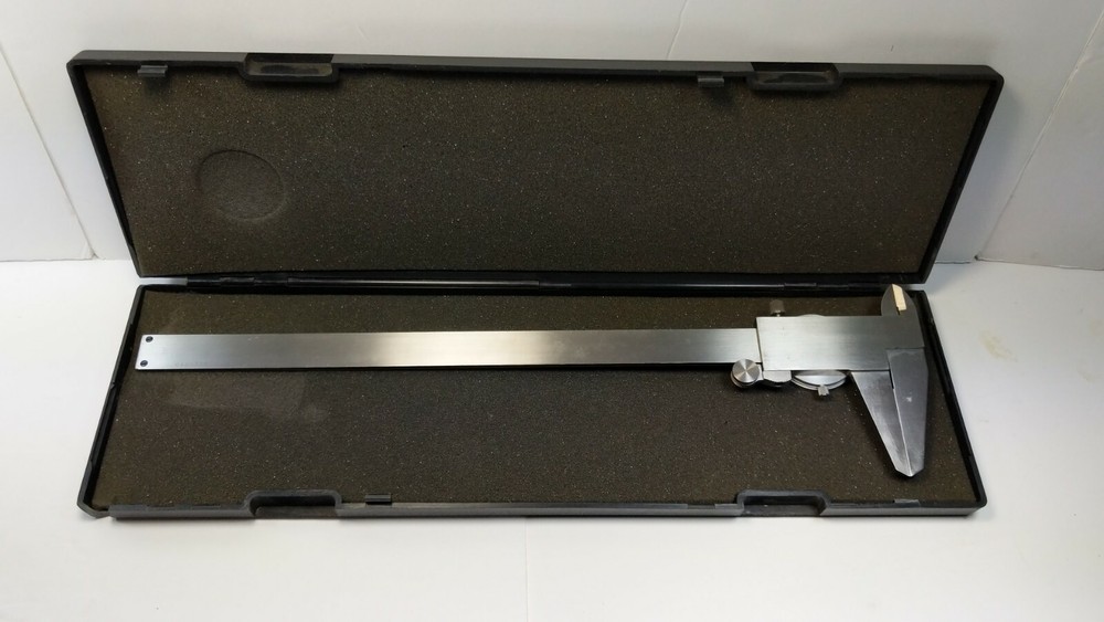 Fowler 0-12" Whiteface Dial Caliper 52-008-012 **Cracked Case**