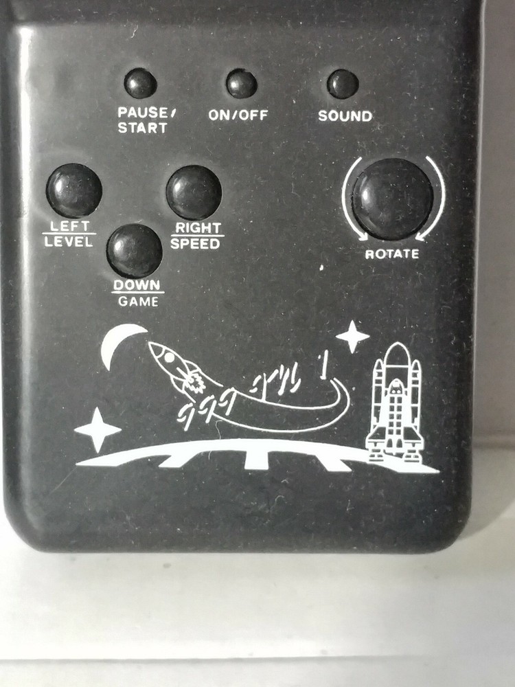 999 SPACE GAME electronic handheld mystery 1980s rocket LCD sci-fi shuttle