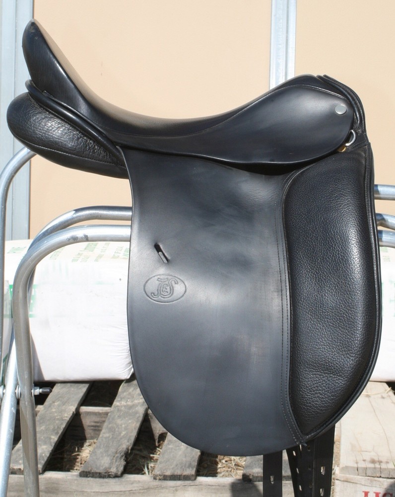 Schleese Jes Dressage Saddle