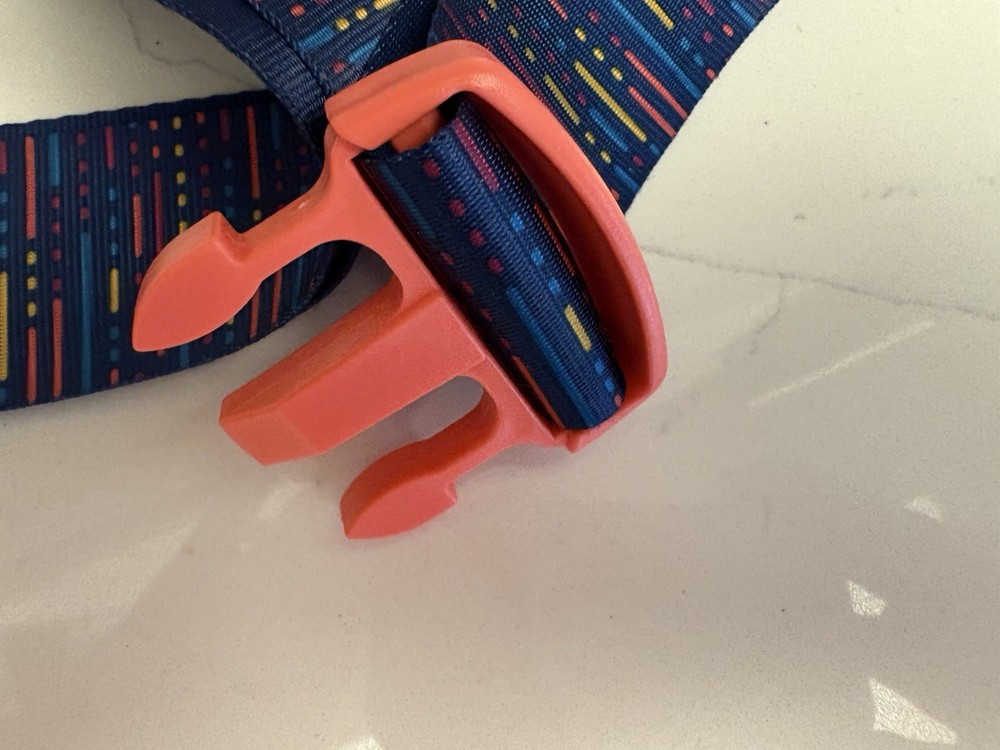Large Strap Buckle with Beautiful Colors for Multi-purpose Use