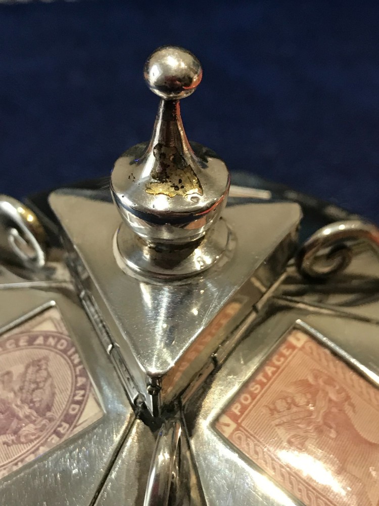 1899 SOLID SILVER STAMP BOX ROUND 3 COMPARTMENTS RARE EX SPINK "BLUE EYES"
