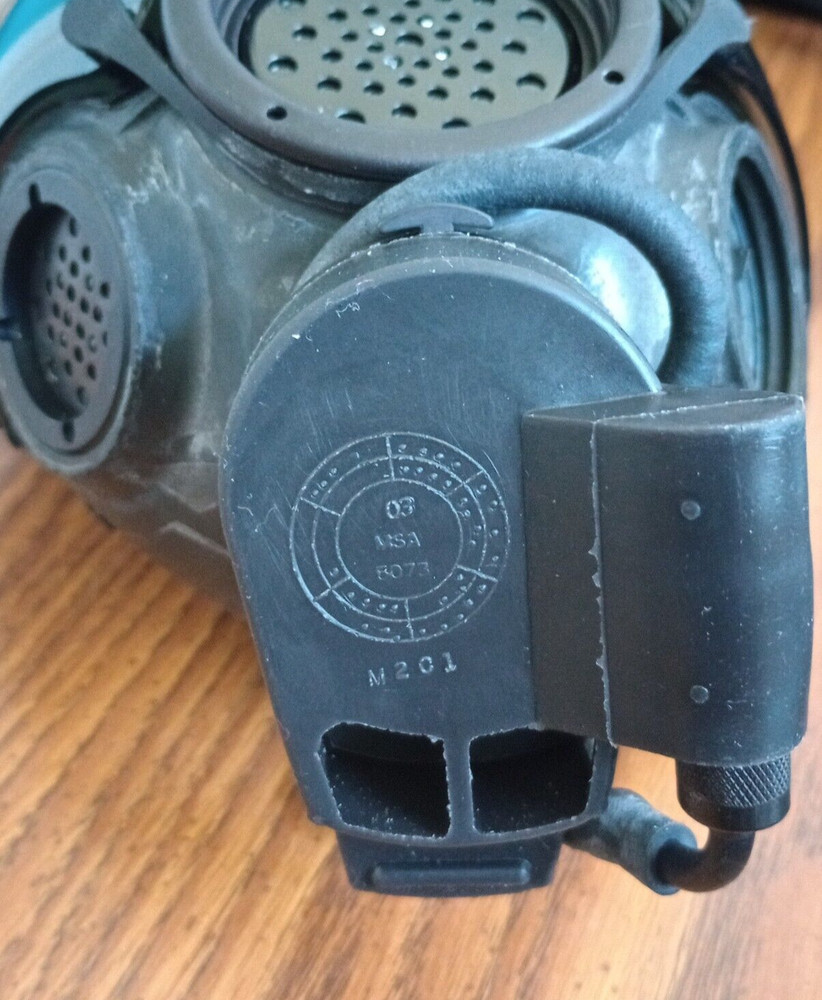 (ONE) MSA Face Gas Mask Riot Control Size Medium ( SURPLUS )