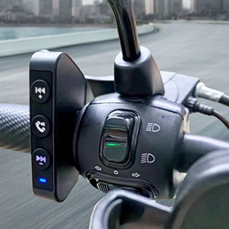 Q15 Bluetooth Motorcycle Handlebar Remote - Wireless Control, Phone Button,Black