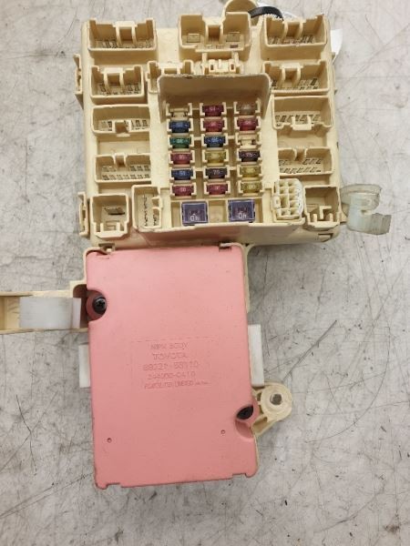02-05 LEXUS LS300 MULTIPLEX NETWORK BODY CONTROL MODULE ECM ASSEMBLY