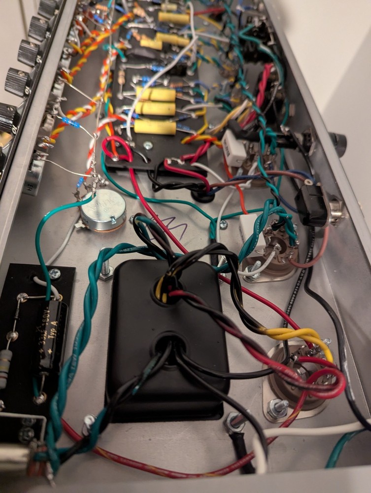 Deluxe Reverb clone chassis-only