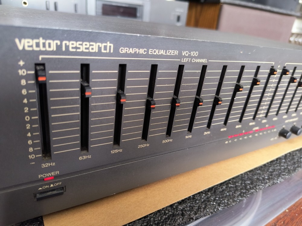 Vector Research VQ-100 Stereo 10-Band Graphic Equalizer