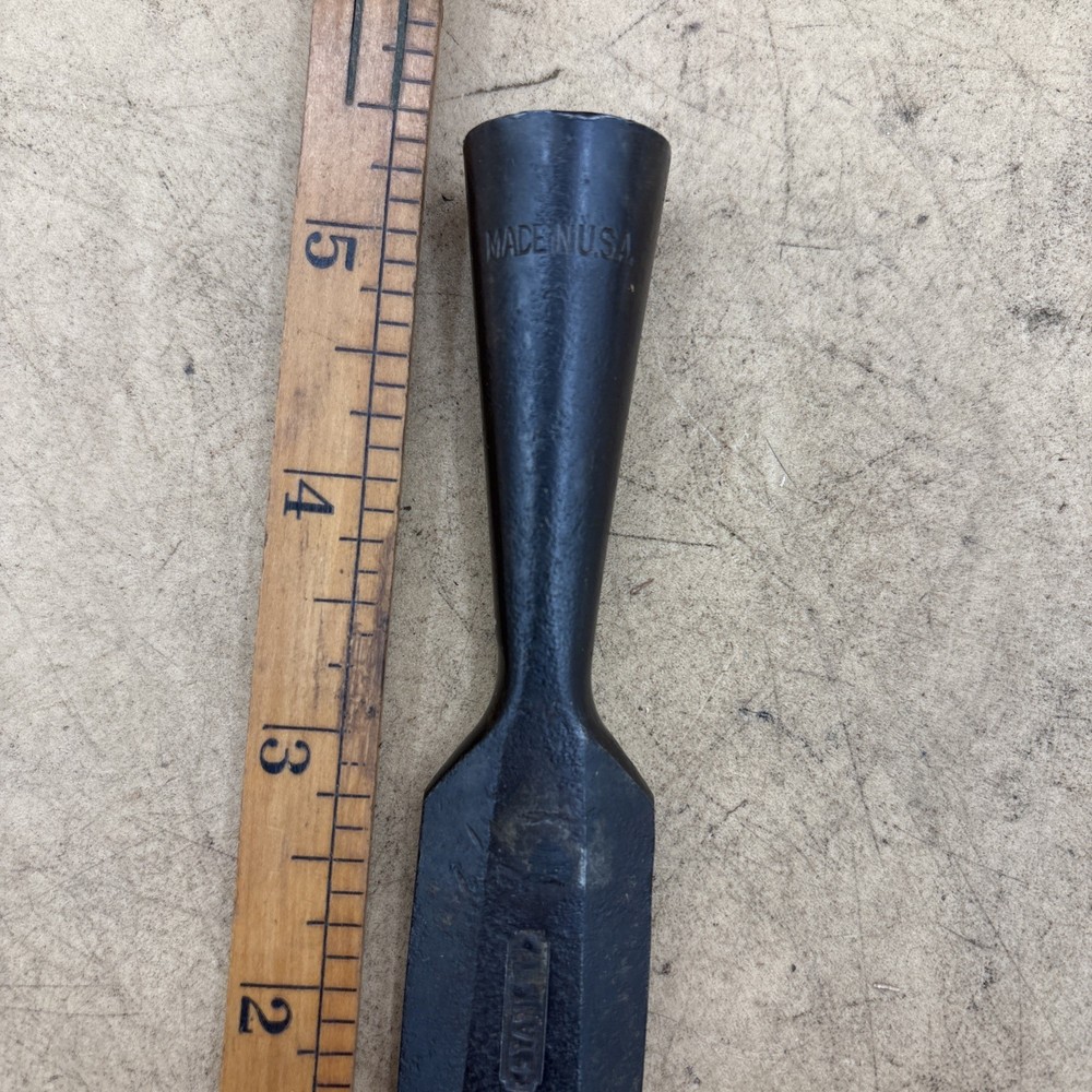 Vintage Stanley No. 750? 1” Wide Beveled-Edge Socket Chisel