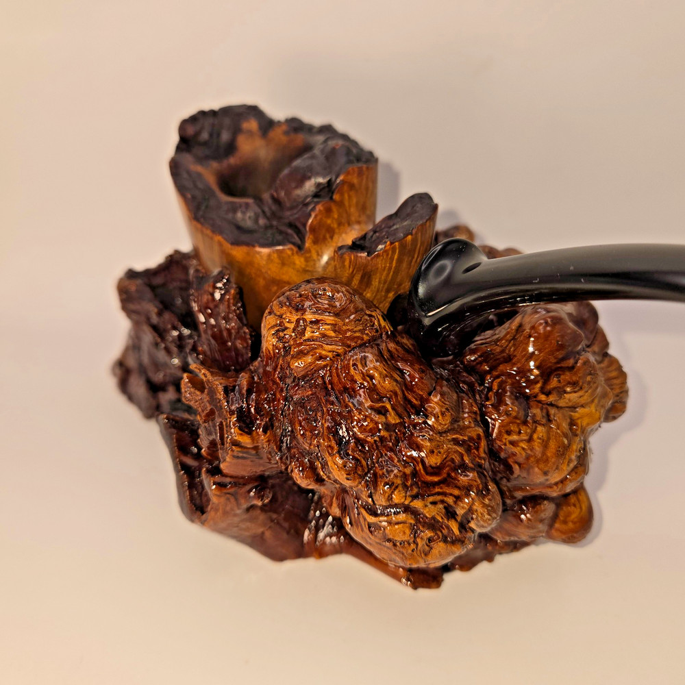 A Centerpiece For Your Pipe Collection