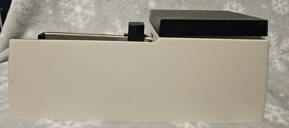 Vintage Pitney Bowes First & Third Class Postage Scale Model No. 4916