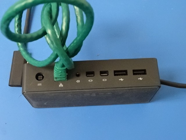 Microsoft D18 KX32 1661 Docking Stations