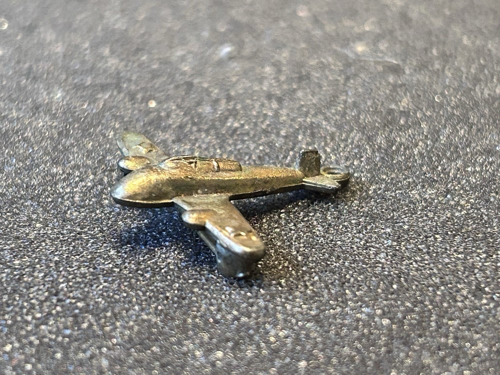 WW2 Spitfire Aircraft Pin Original