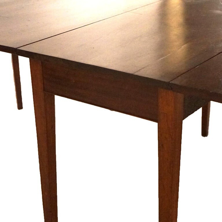 Hepplewhite Three Section Mahogany Banquet Table c1830