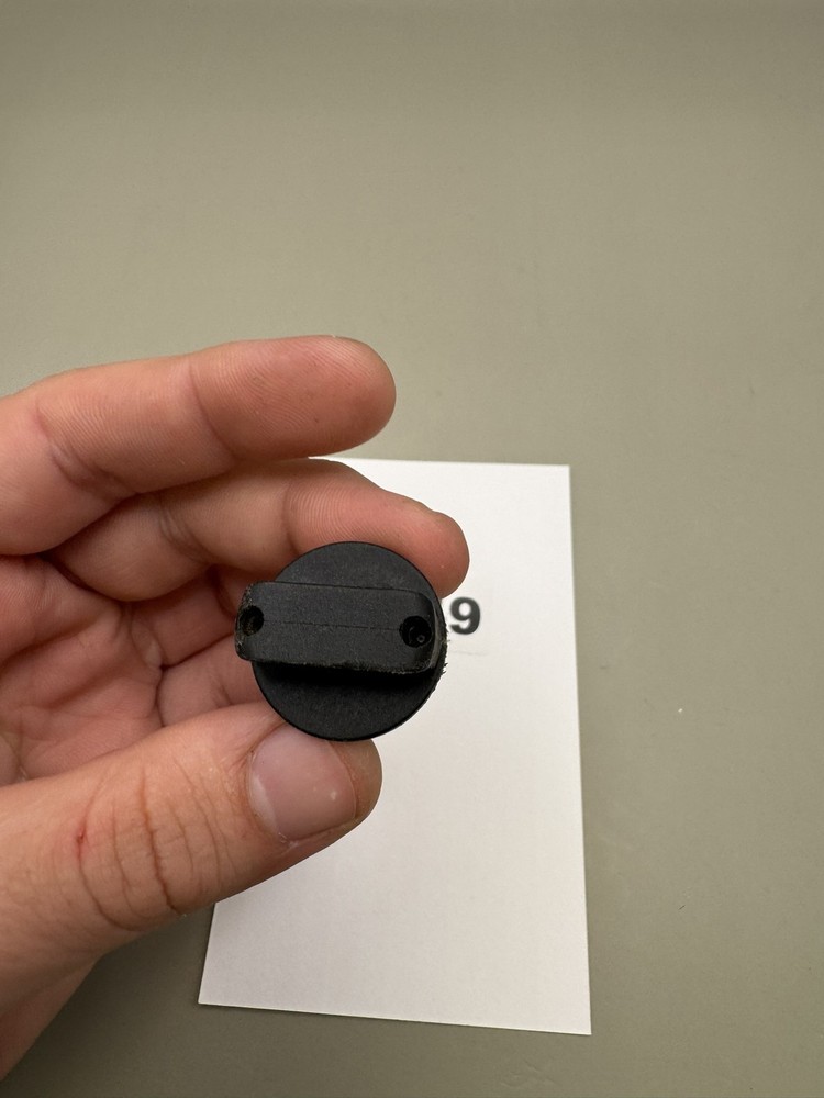 AGD Automag Power Feed Plug Black