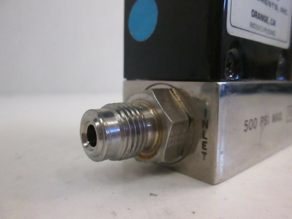 Unit UFC-1000 Mass Flow Controller MFC, H2, 20 SLPM