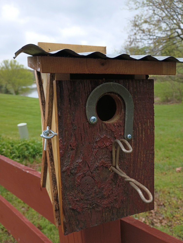 RUSTIC Handmade BIRDHOUSE using recycled/reclaimed material