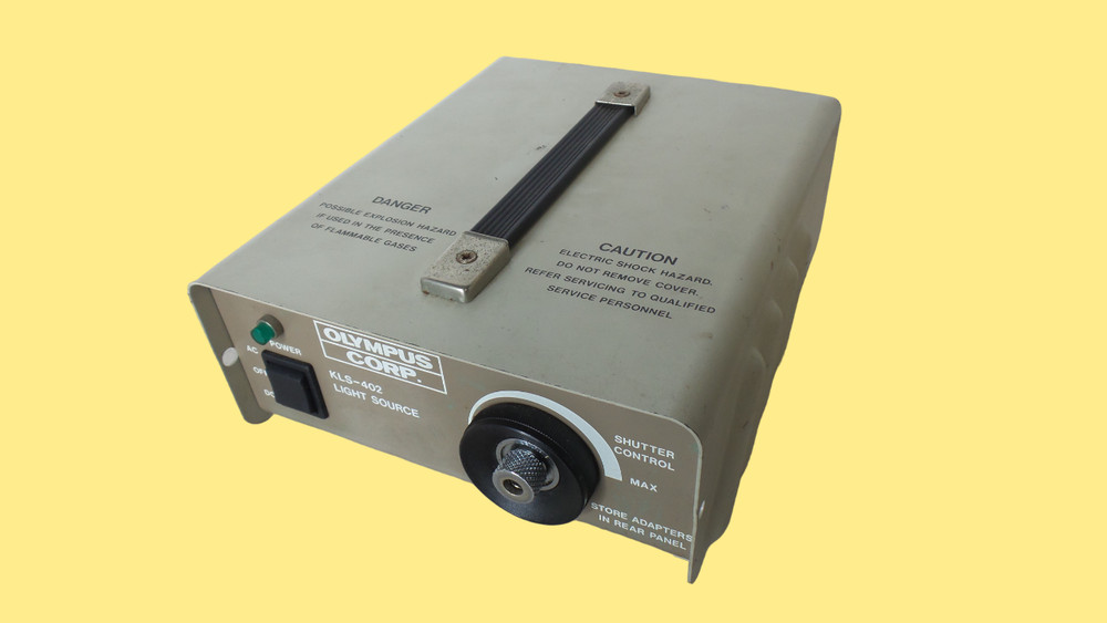 OLYMPUS CORP KLS-402 LIGHT SOURCE PORTABLE - Free Shipping