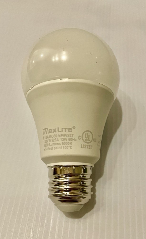 4 PACK OF MAXLITE 13W LED BULBS, A19,SOFT WHITE, DIMMABLE, 1600 LUMENS, 100W