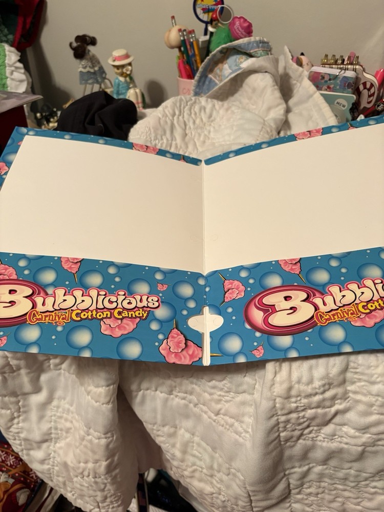 2007 Bubblelicious Three Ring 2 Pocket Folder