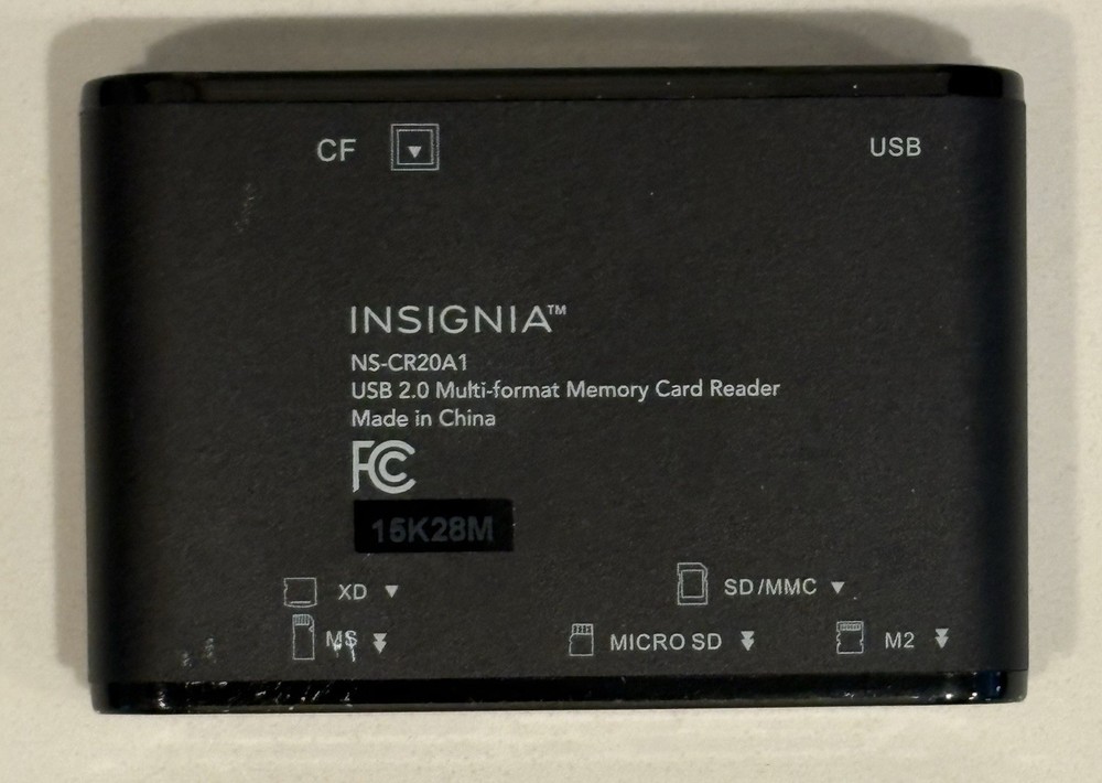 Insignia NS-CR20A1 Black Portable USB 2.0 Multiformat Memory Card Reader