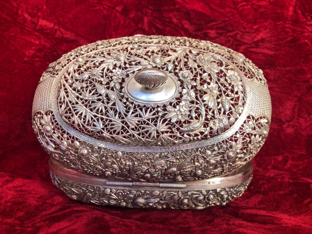 Antique Chinese Sterling Silver Open Work Hinged Signed Box