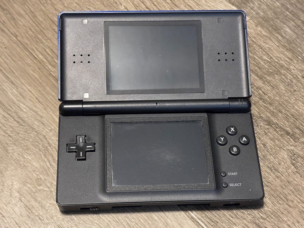 Nintendo DS Lite Blue Handheld Console System Very Good Shape Authentic