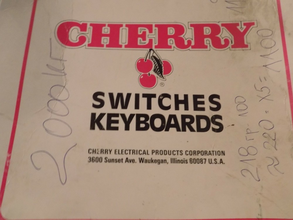 1x CHERRY Micro switch 125V 0.1A