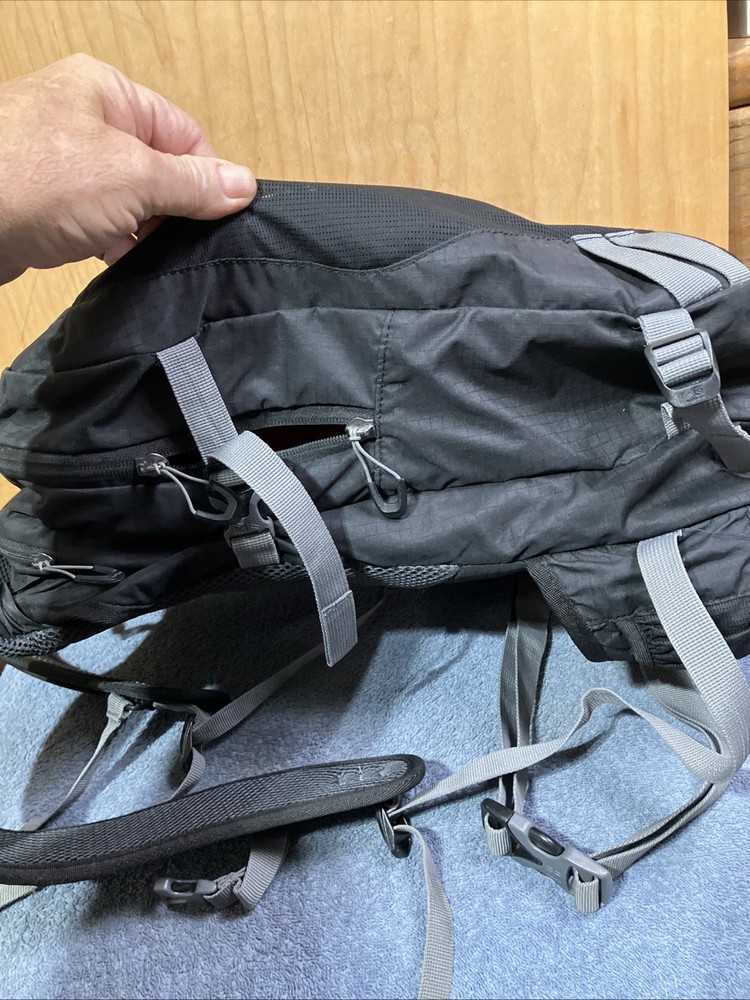 Karrimor Refuel 15+2 Hydration Backpack Day Pack