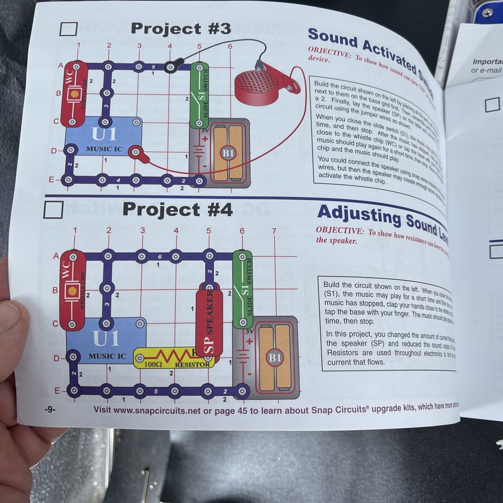 Snap Circuits Jr. Electronics DISCOVERY KIT Build Over 100 Projects SEE