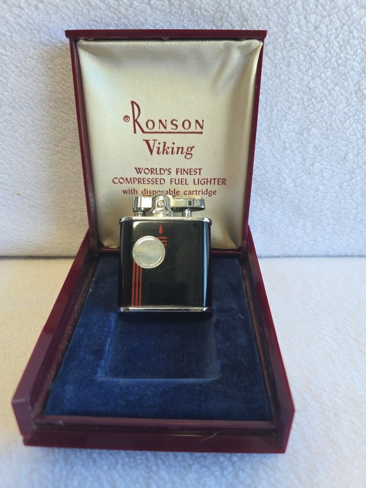 Vintage Ronson BU-TANK Lighter In Original Box
