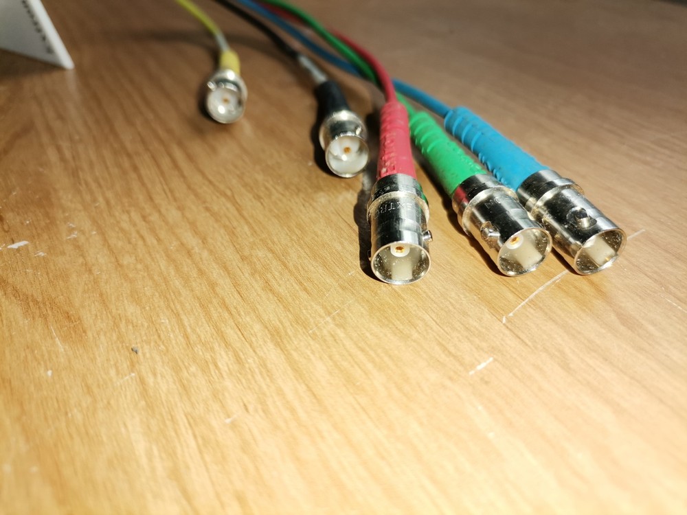 EXTRON WPB 103 computer connect plate with cables