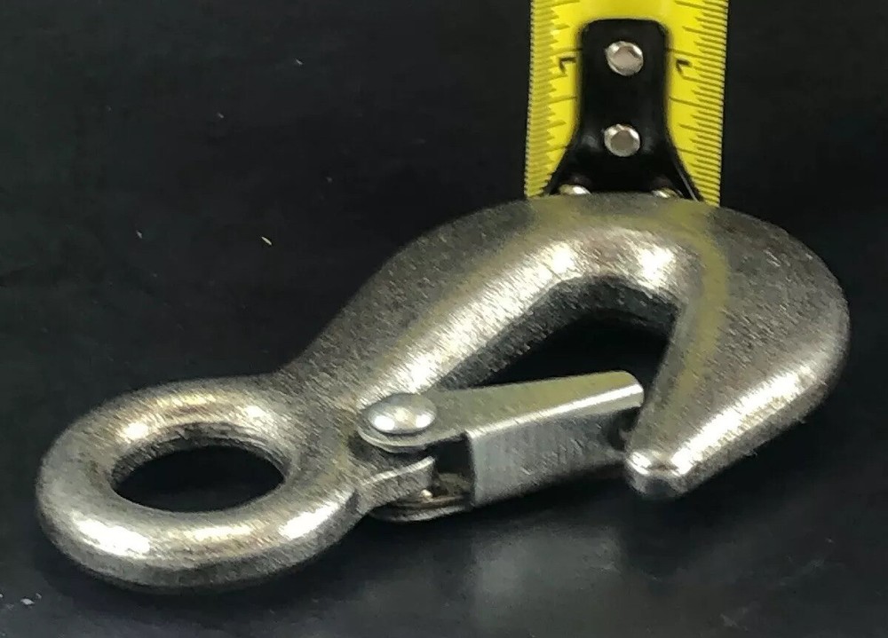 Lifting Snap Hook (Round Eyed)