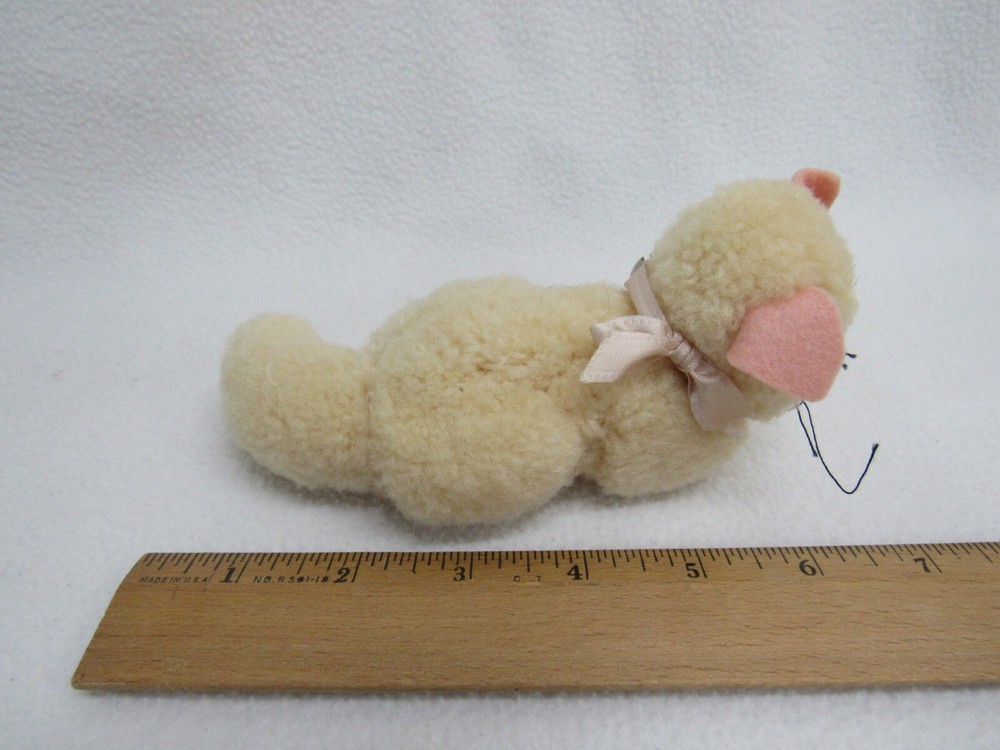 Vtg Yarn Cat Doll Pom Pom