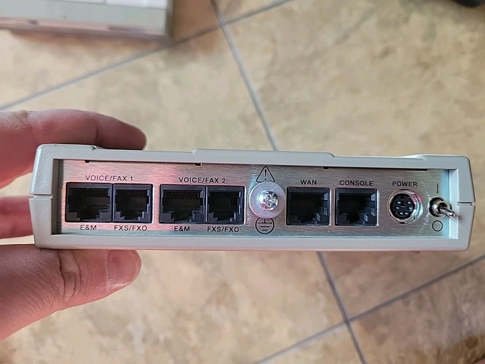 Multi-Tech MVP210 MultiVoIP 2 FXS /2 FXS Port Gateway