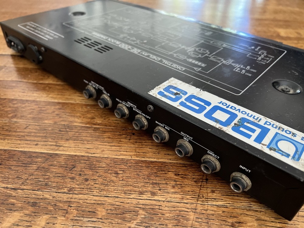 Boss DE-200 Digital Delay Vintage Rackmount Effects Unit