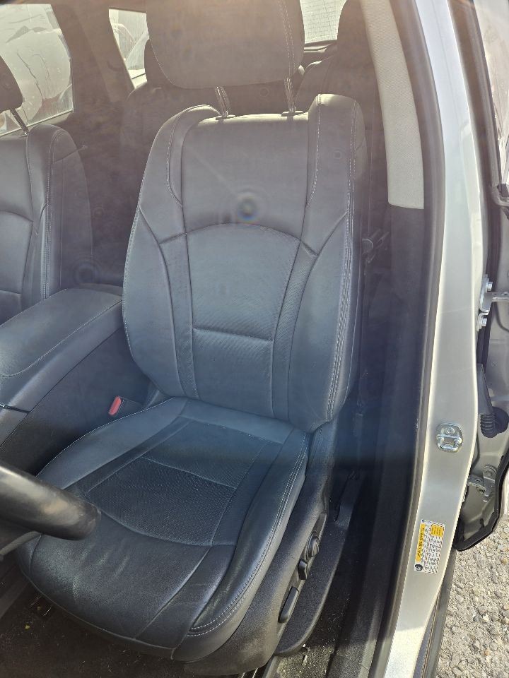 2020-2024 Buick Enclave Display and Control Panel