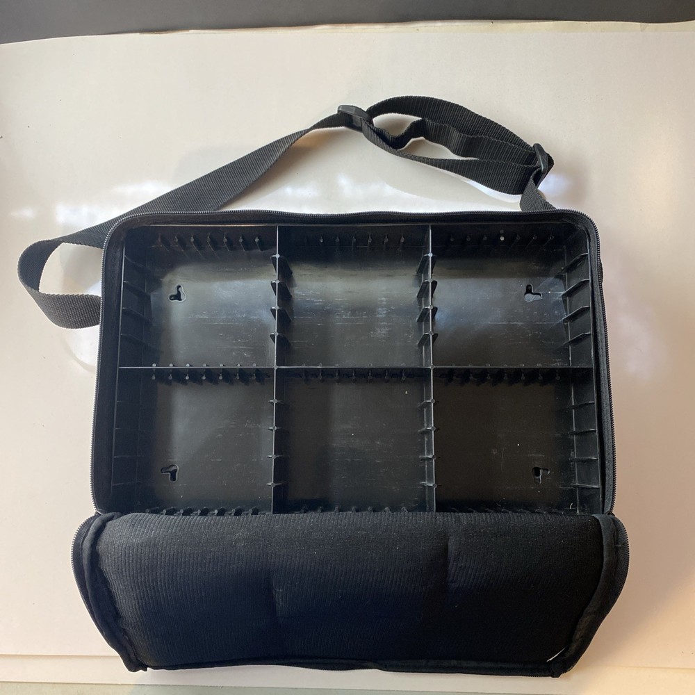 Starite Black Soft 60 Cassette Carrying Case W/ Strap Nylon