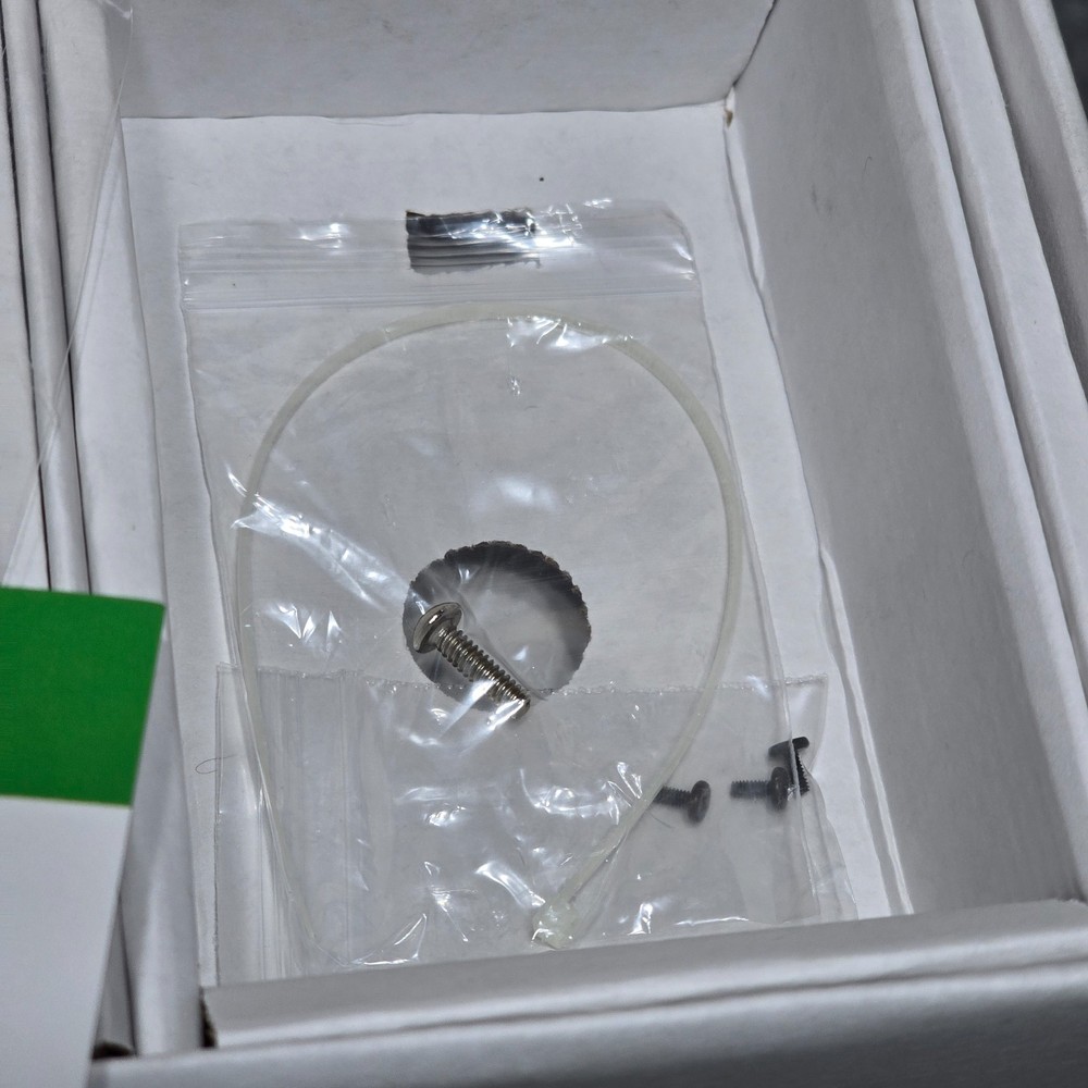 OLSYS IQPANEL2+ 7” HD Touchscreen Security & Smart Home Control System Open Box