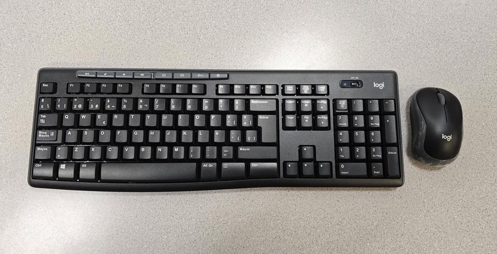 Logitech MK270 Wireless Keyboard and Mouse in Spanish Layout