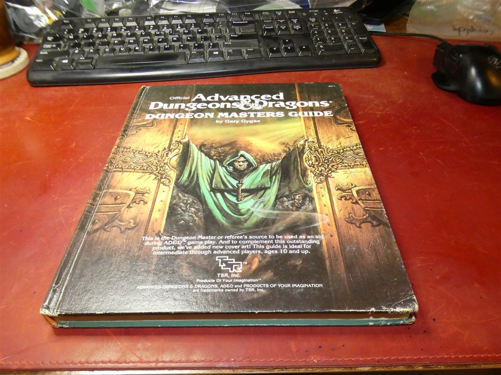 TSR AD&D: 1st Edition DMG - Dungeon Masters Guide: 8th Printing