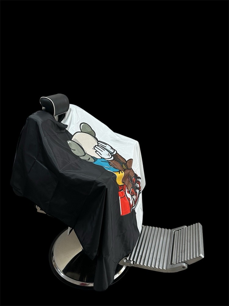 BARBER CAPE PROFESSIONAL