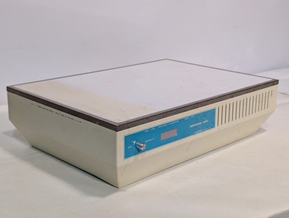 Northern Light Imaging B-90 Dual Lamp Precision Illuminator Laboratory Light Box