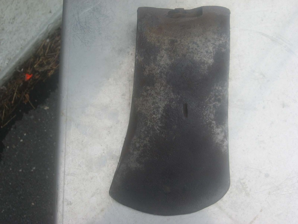 KELLY HAND MADE AXE RAISED LETTERS